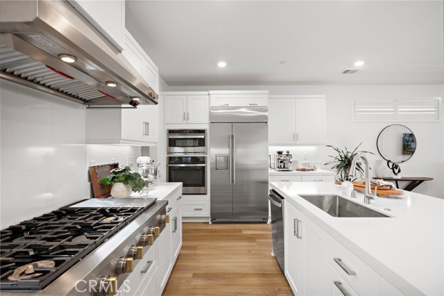 MLS #OC25255406 image #7