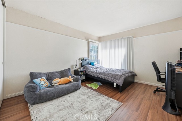 MLS #OC25255411 image #17