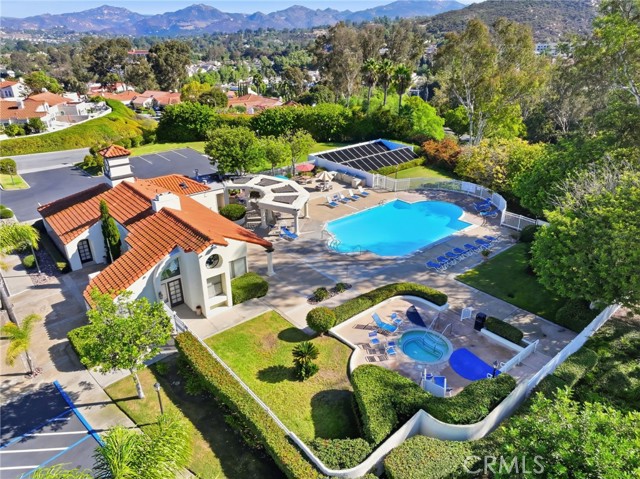 MLS #OC25255411 image #20