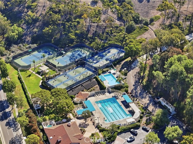 MLS #OC25255411 image #21