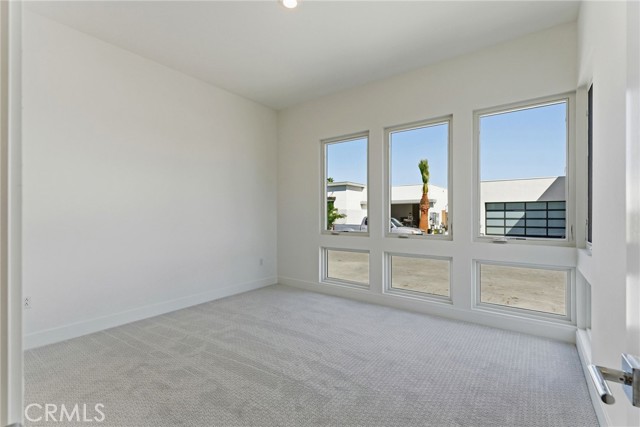 MLS #OC25255465 image #16