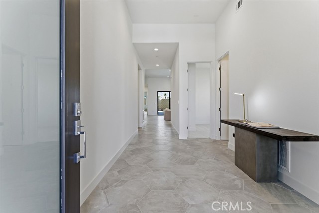 MLS #OC25255465 image #9