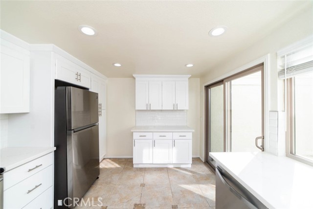 MLS #OC25255490 image #12