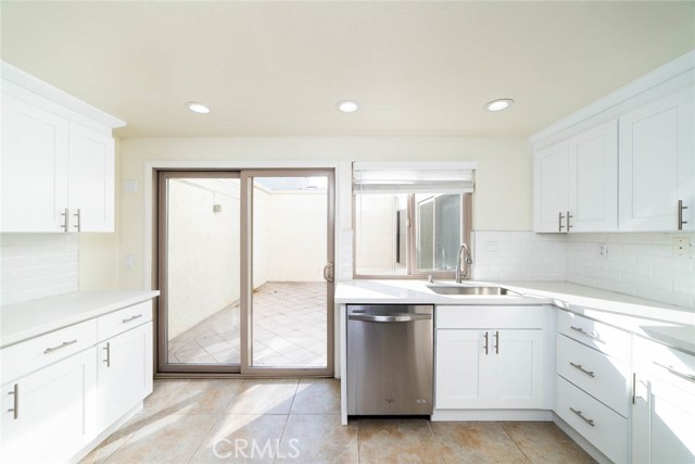 MLS #OC25255490 image #15