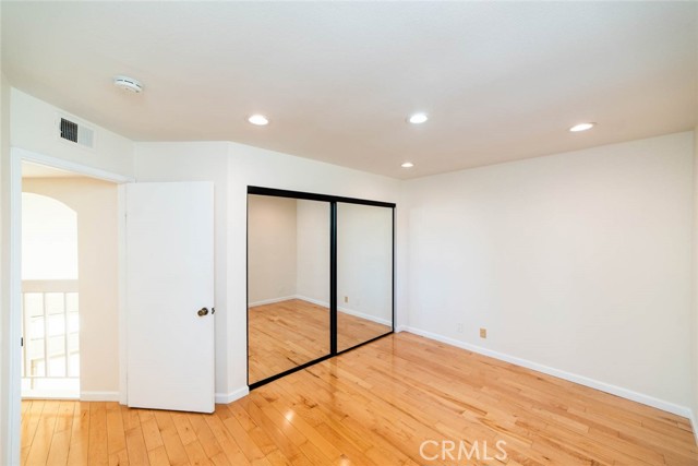 MLS #OC25255490 image #20