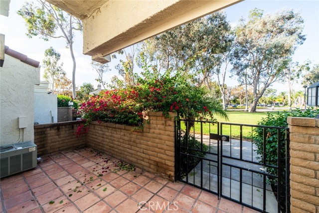 MLS #OC25255490 image #32