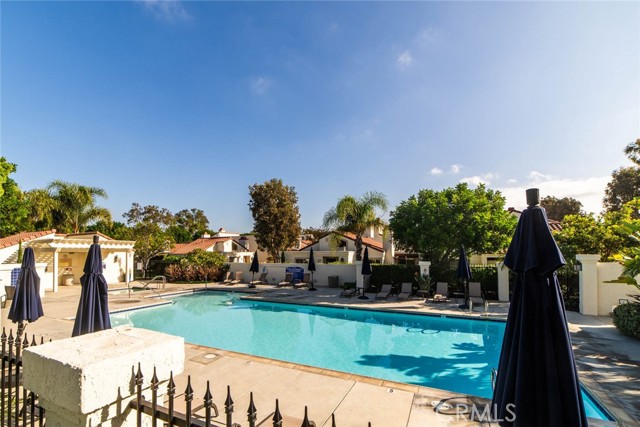 MLS #OC25255490 image #35