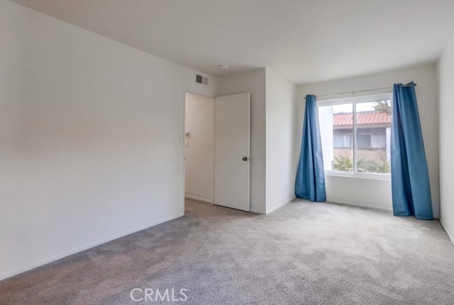 MLS #OC25255495 image #10