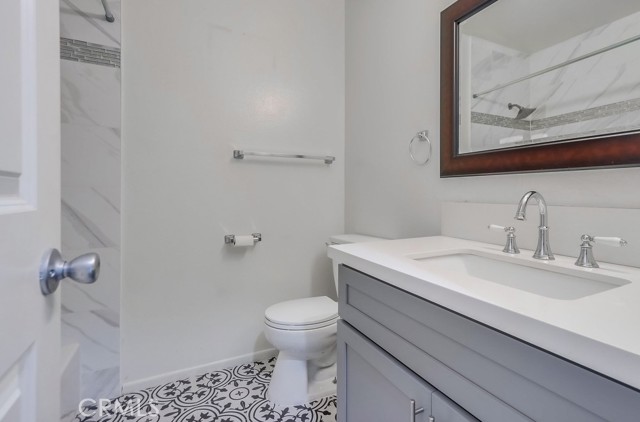 MLS #OC25255495 image #15