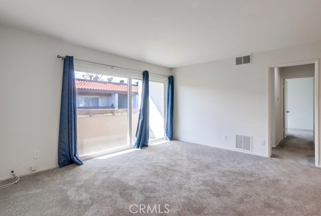 MLS #OC25255495 image #2