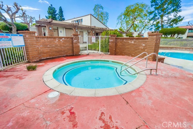 MLS #OC25255495 image #21