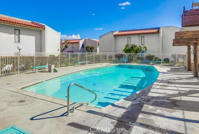 MLS #OC25255495 image #23