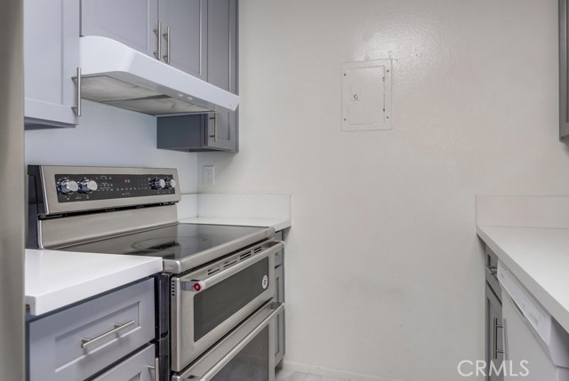 MLS #OC25255495 image #8