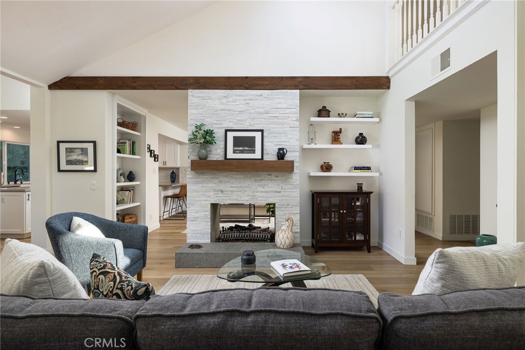 MLS #OC25255509 image #3