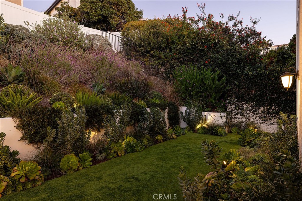 MLS #OC25255509 image #38