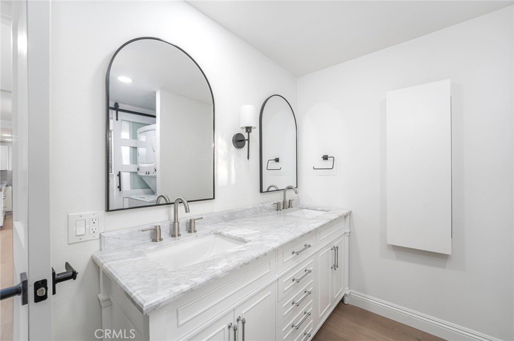 MLS #OC25255577 image #16