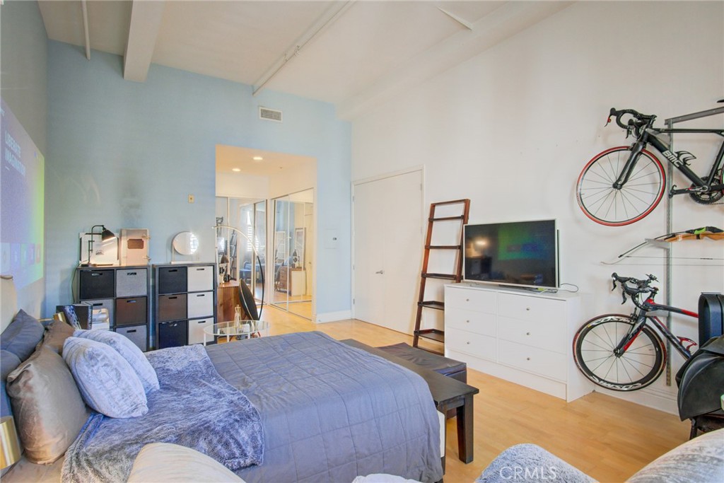 MLS #OC25255620 image #14