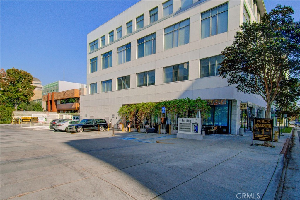 MLS #OC25255620 image #31