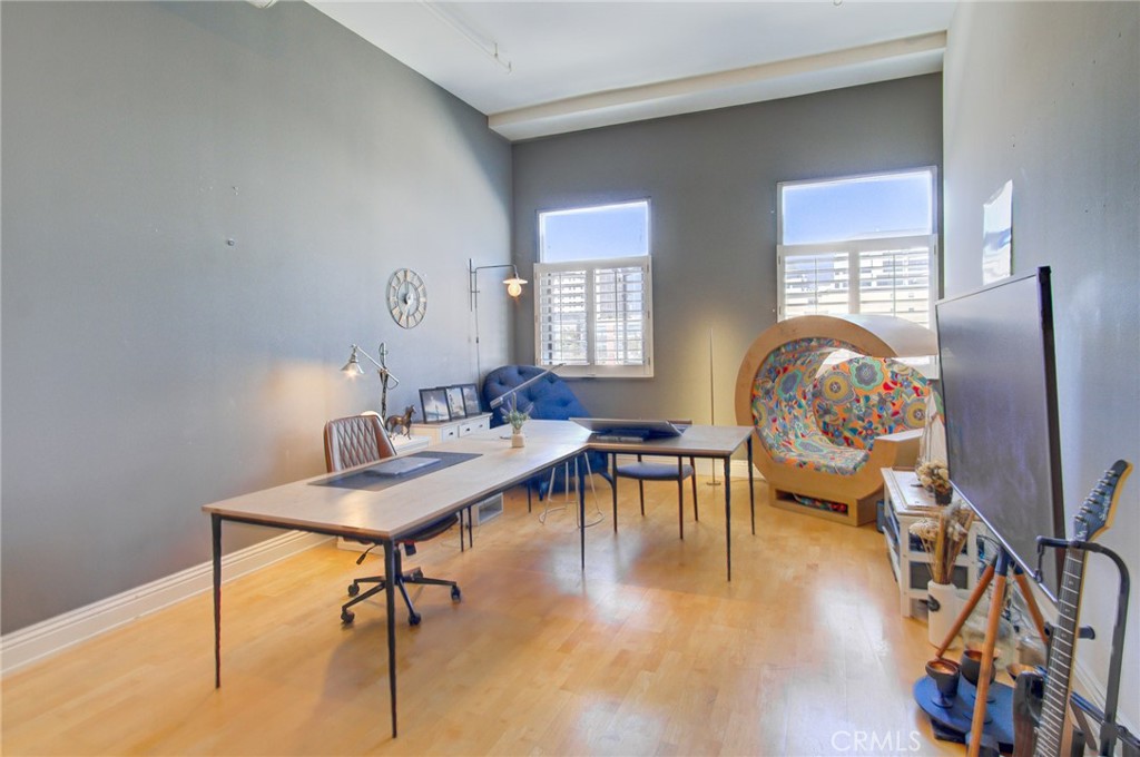 MLS #OC25255620 image #5