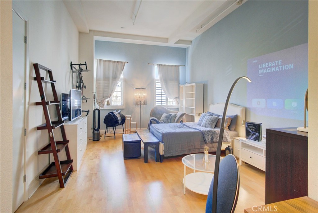 MLS #OC25255620 image #9