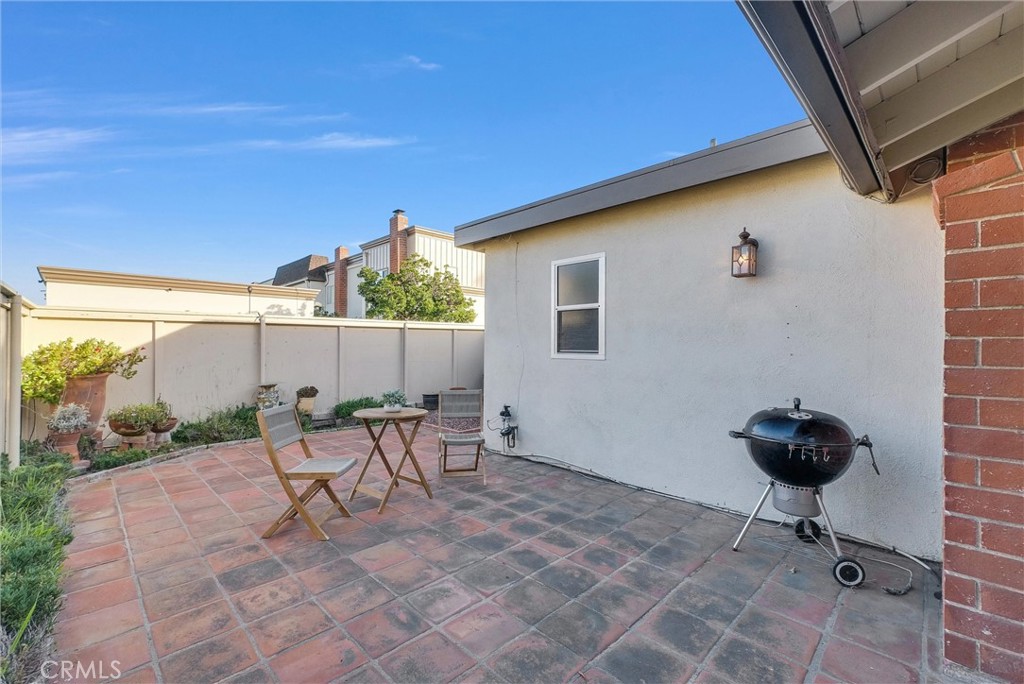 MLS #OC25255657 image #23