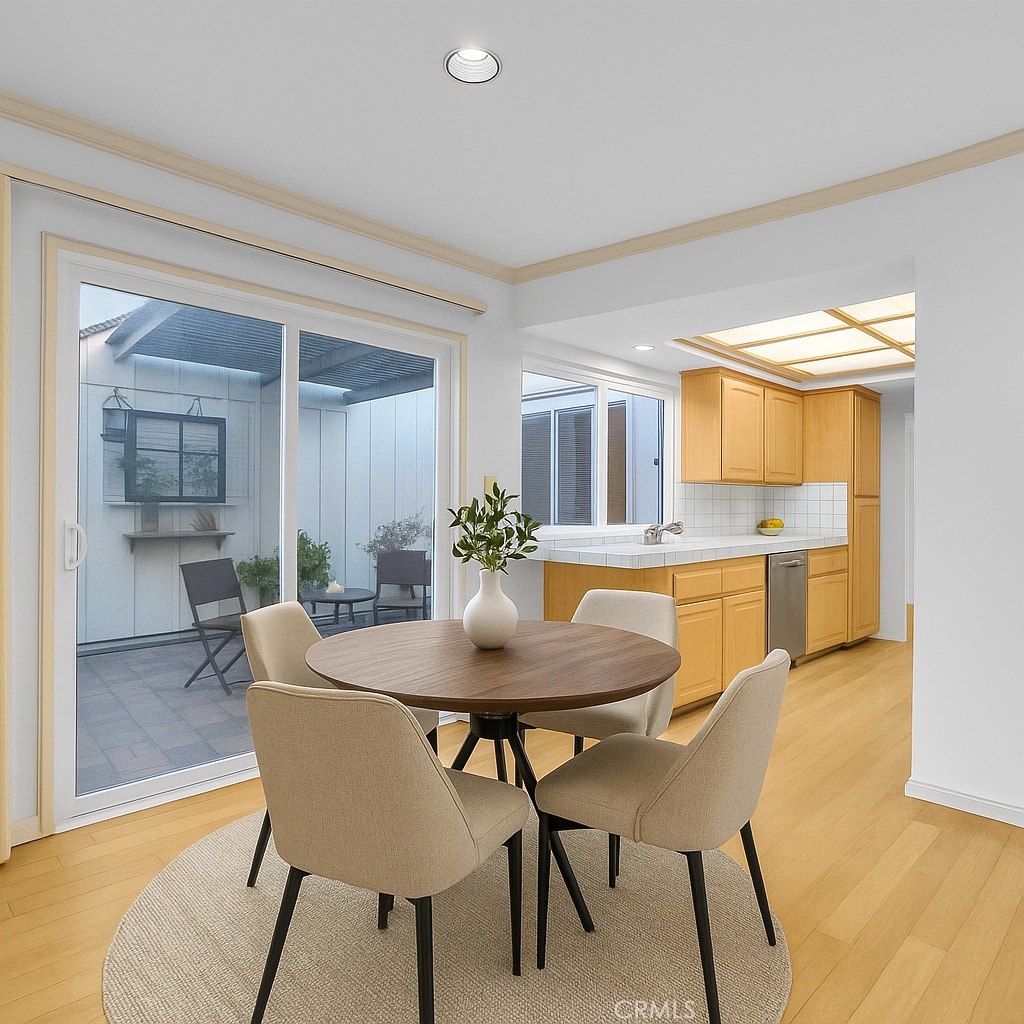 MLS #OC25255657 image #6