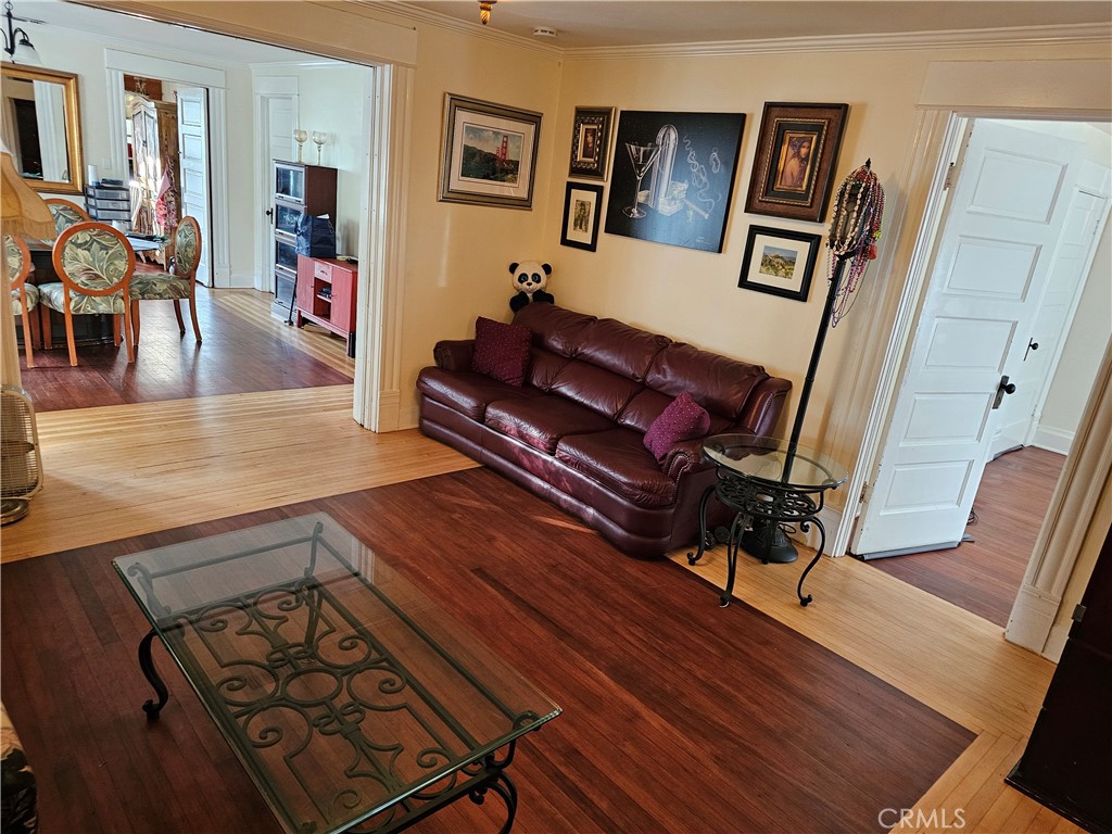 MLS #OC25255679 image #21