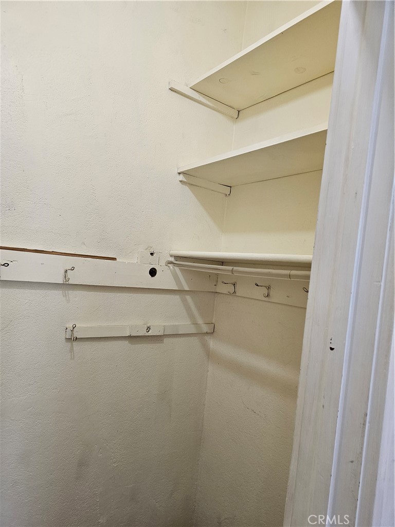 MLS #OC25255679 image #6