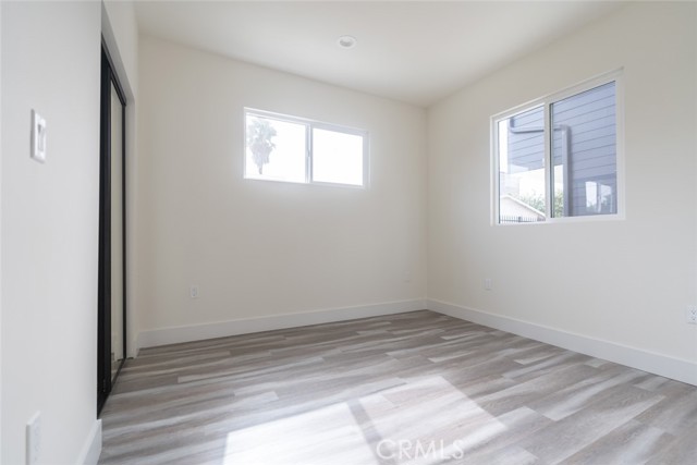 MLS #OC25255700 image #25