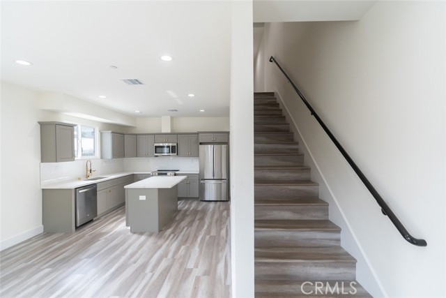 MLS #OC25255700 image #28