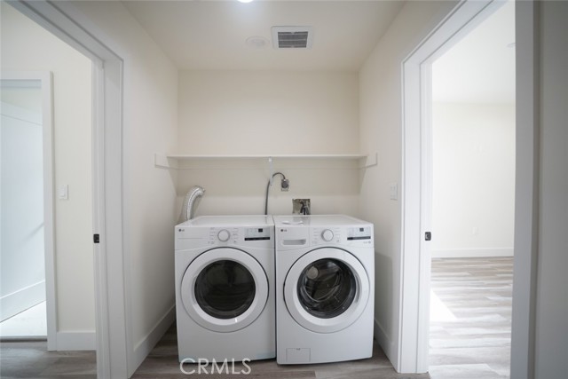 MLS #OC25255700 image #31