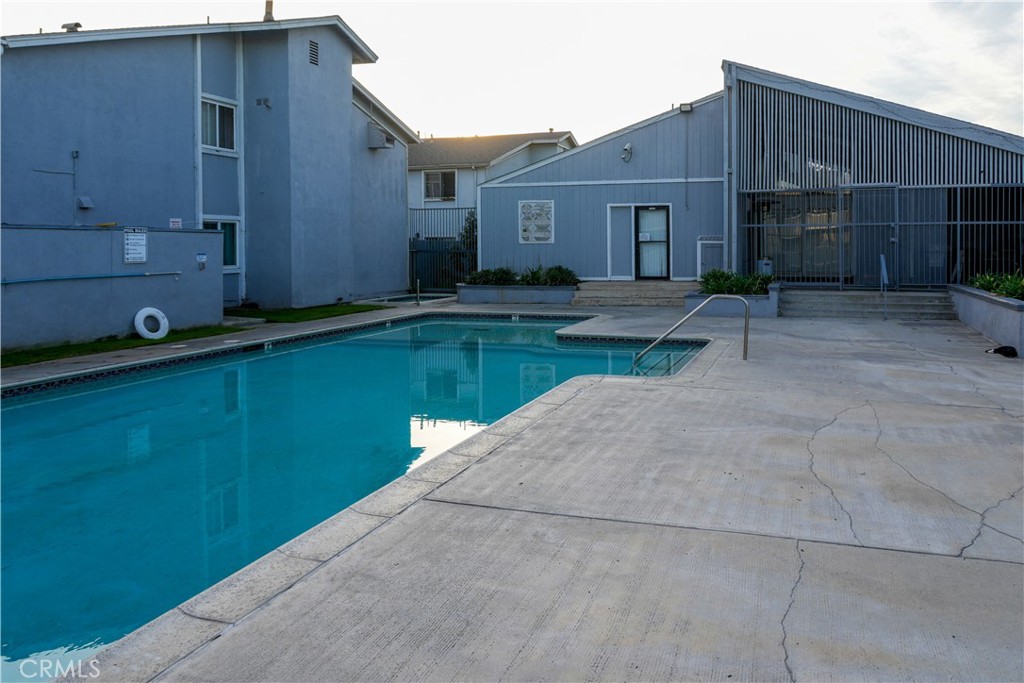 MLS #OC25255752 image #10