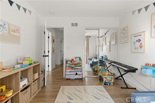 MLS #OC25255779 image #17