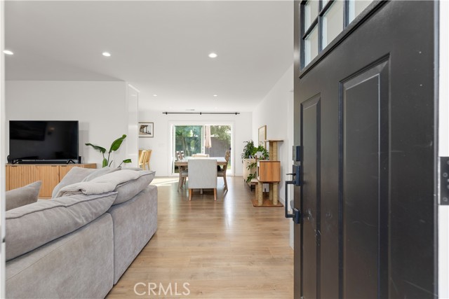 MLS #OC25255779 image #5