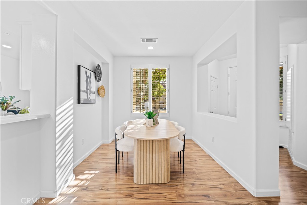 MLS #OC25255828 image #12