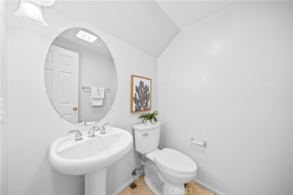 MLS #OC25255828 image #21