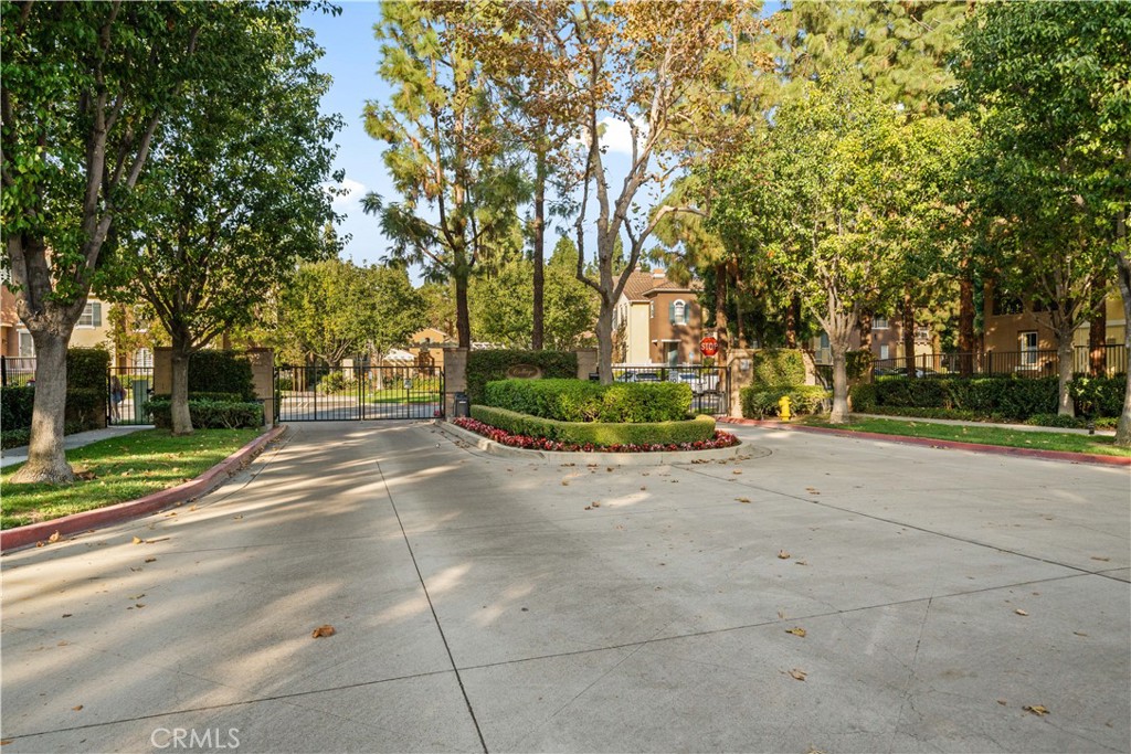 MLS #OC25255828 image #39