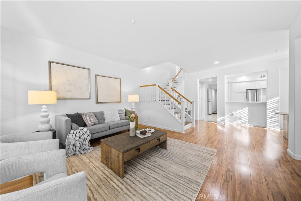 MLS #OC25255828 image #9