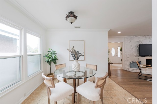 MLS #OC25255857 image #4