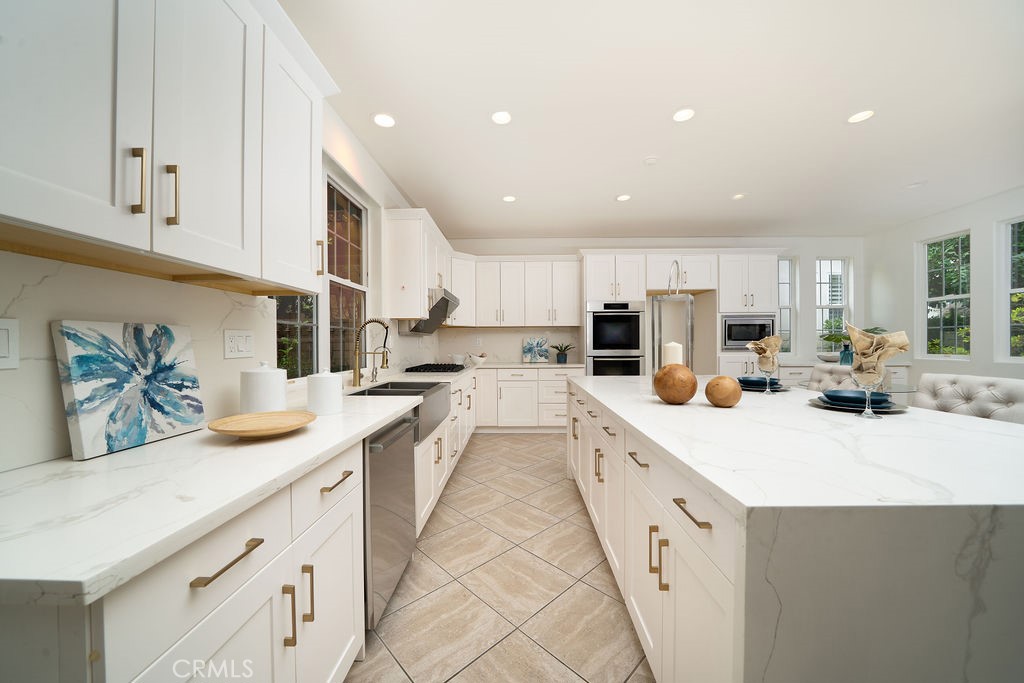 MLS #OC25255873 image #11