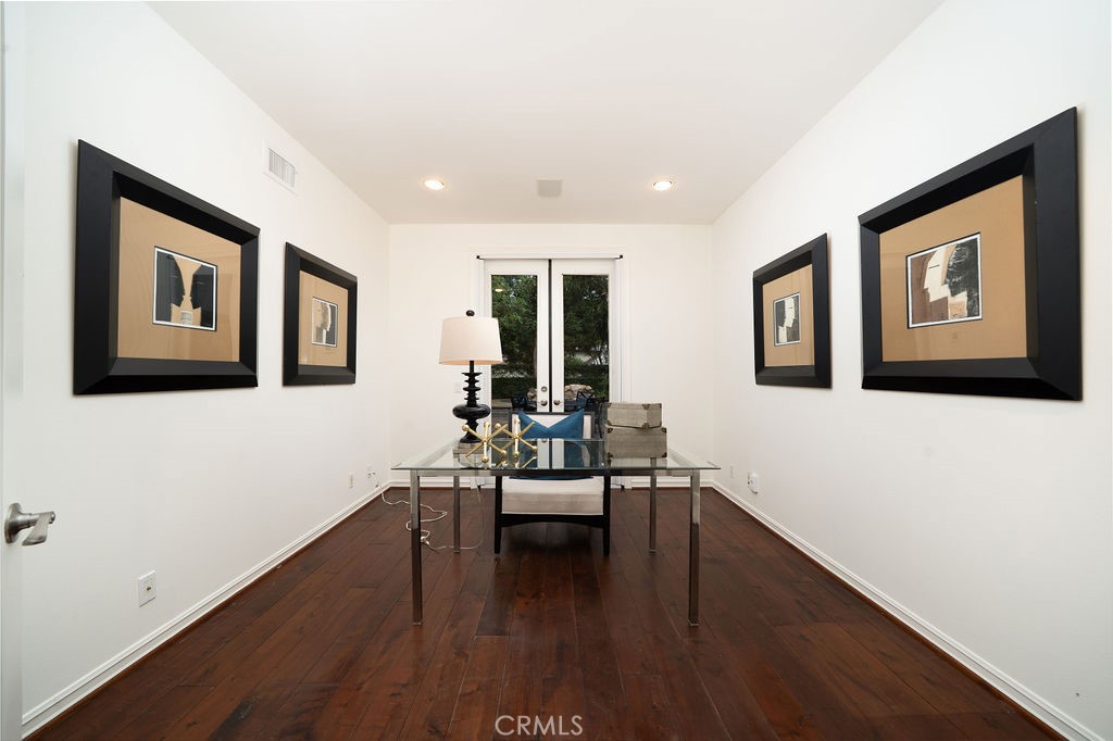 MLS #OC25255873 image #20