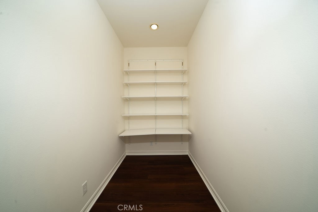 MLS #OC25255873 image #32