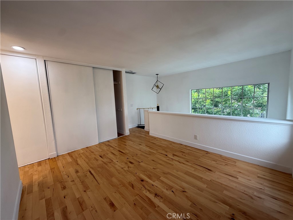 MLS #OC25255882 image #12