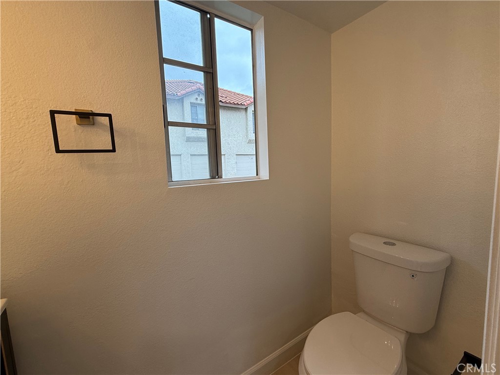 MLS #OC25255882 image #23