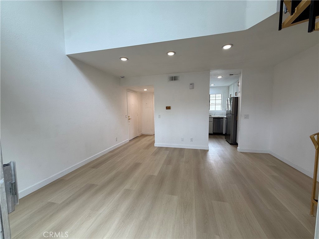 MLS #OC25255882 image #7