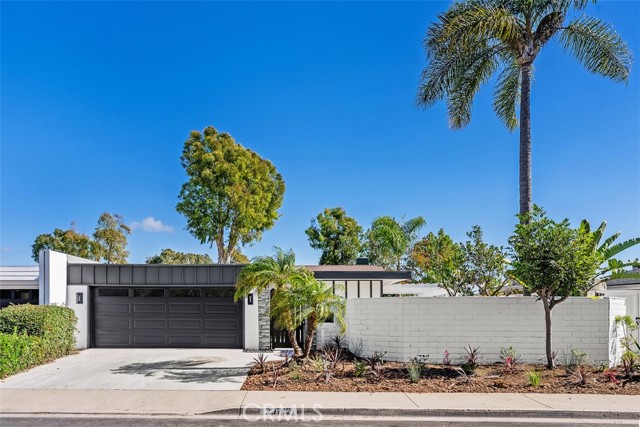 MLS #OC25255888 image #0