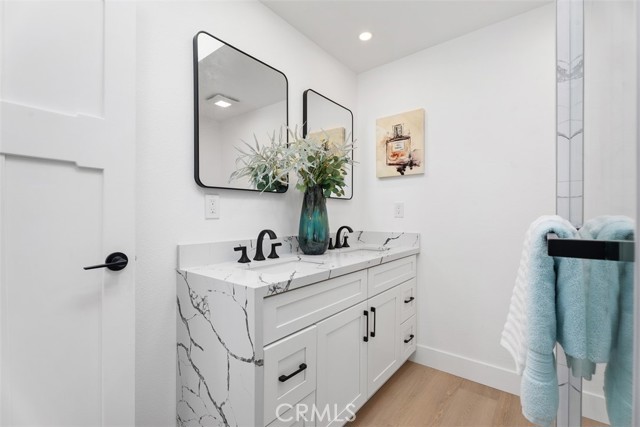 MLS #OC25255888 image #13