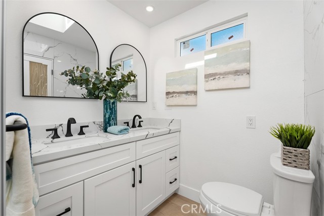 MLS #OC25255888 image #20