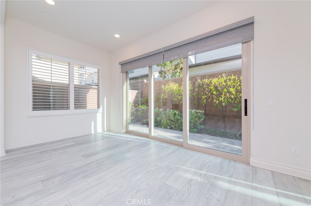 MLS #OC25255909 image #12