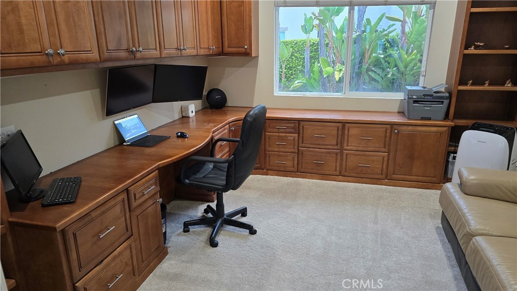 MLS #OC25255936 image #8